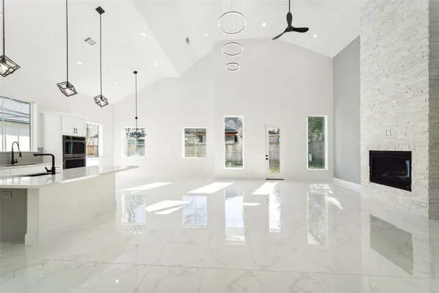 $3,750 | 75 Wick Willow Road, Montgomery, TX 77356