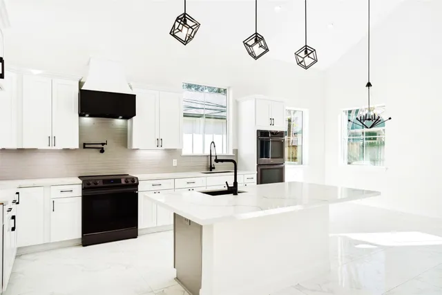 $3,750 | 75 Wick Willow Road, Montgomery, TX 77356