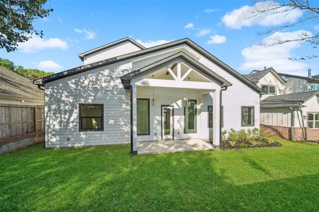 $3,750 | 75 Wick Willow Road, Montgomery, TX 77356