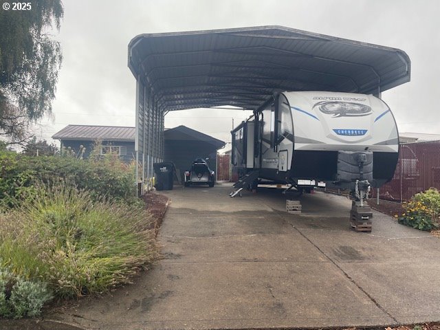 2620 North 23rd Street Springfield, OR 97477 - Photo 2 of 24 a view of a two chairs in the patio