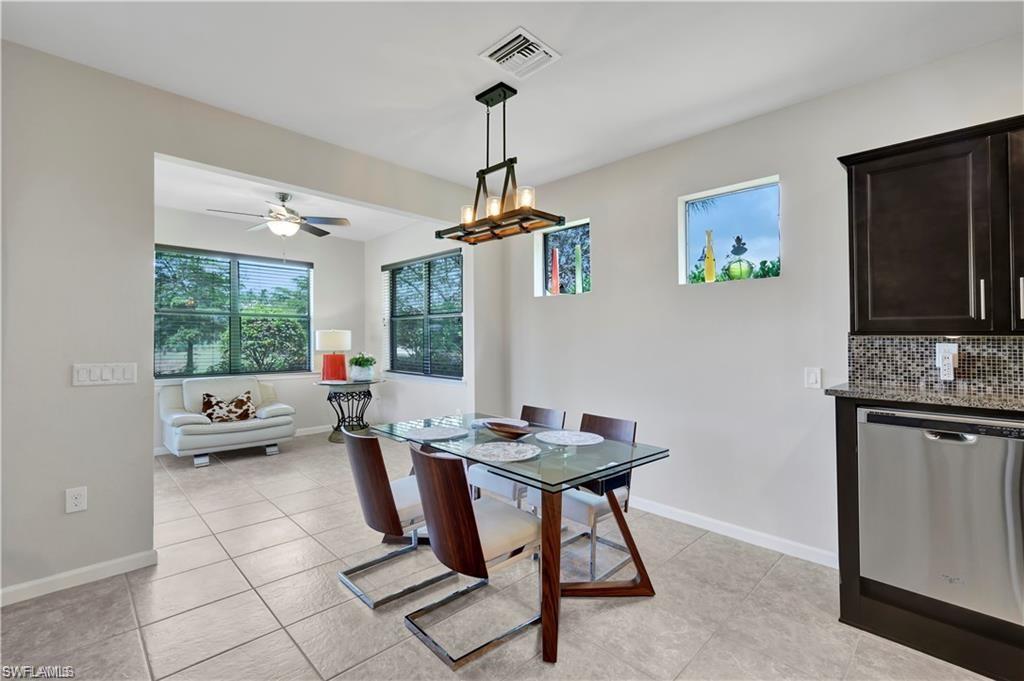 7103 Lily Way Naples, FL 34114 - Photo 12 of 41