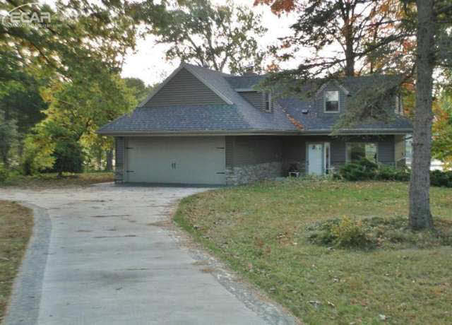 620 Riverside Drive Linden, MI 48451 - Photo 40 of 43 20451260-39.JPG