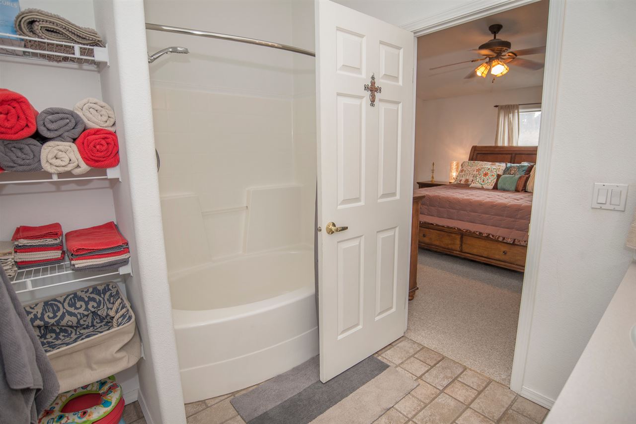 5221 South Aspen Road Spokane, WA 99224 - Photo 9 of 20 Gallery Image 9