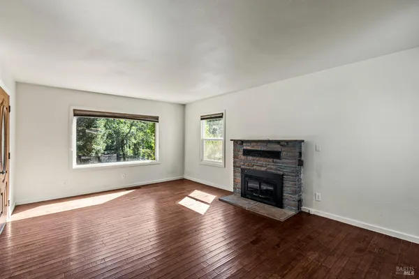 $1,395,000 | 11 Lukens Place, Angwin, CA 94508