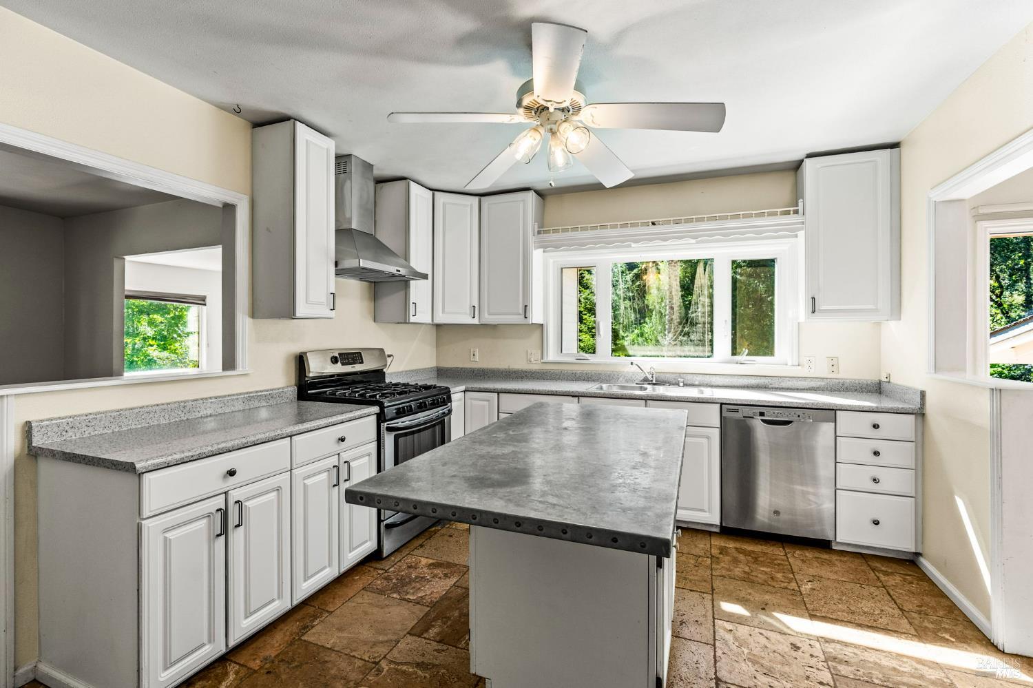 11 Lukens Place Angwin, CA 94508 - Photo 26 of 71