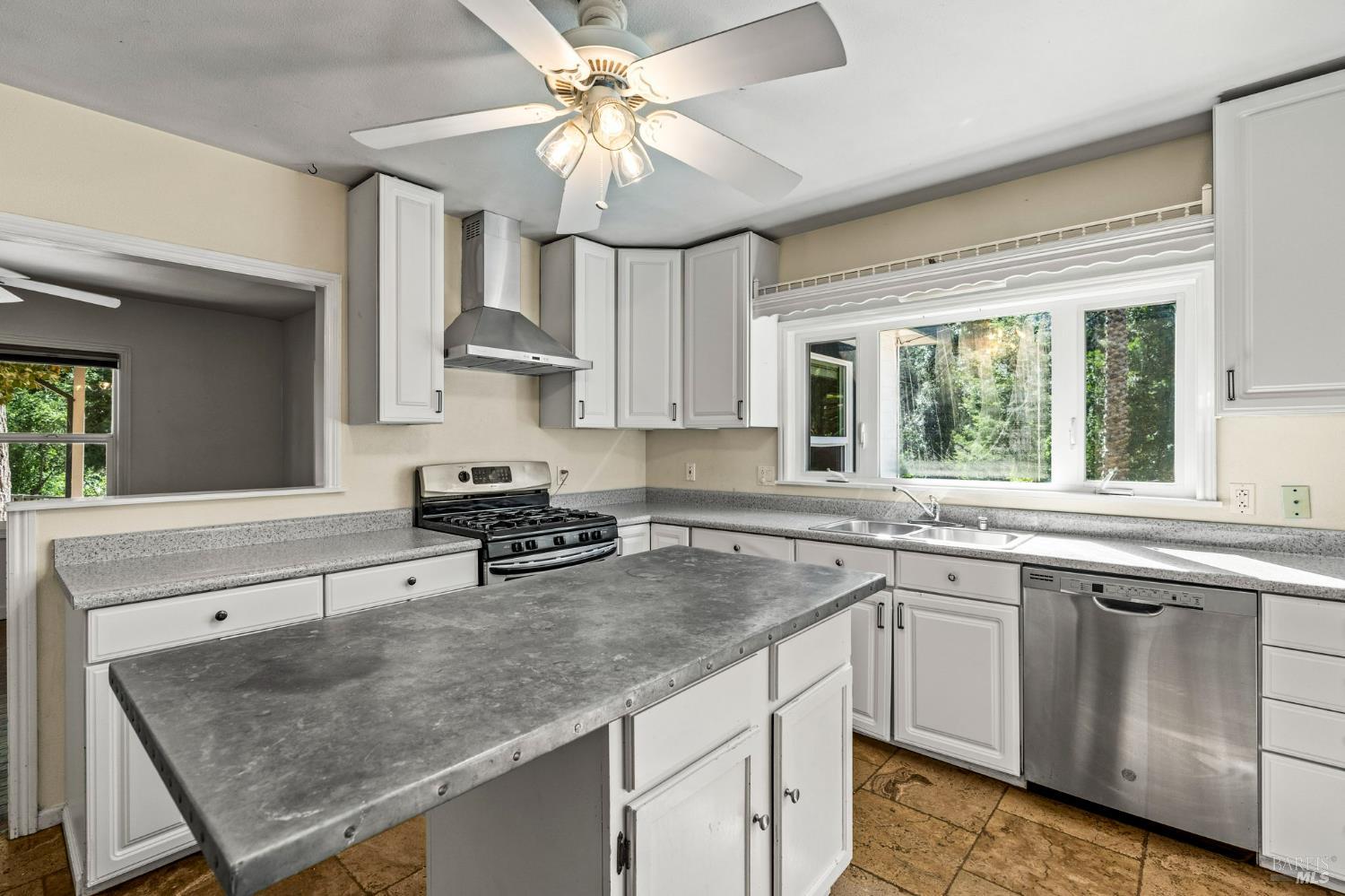 11 Lukens Place Angwin, CA 94508 - Photo 28 of 71