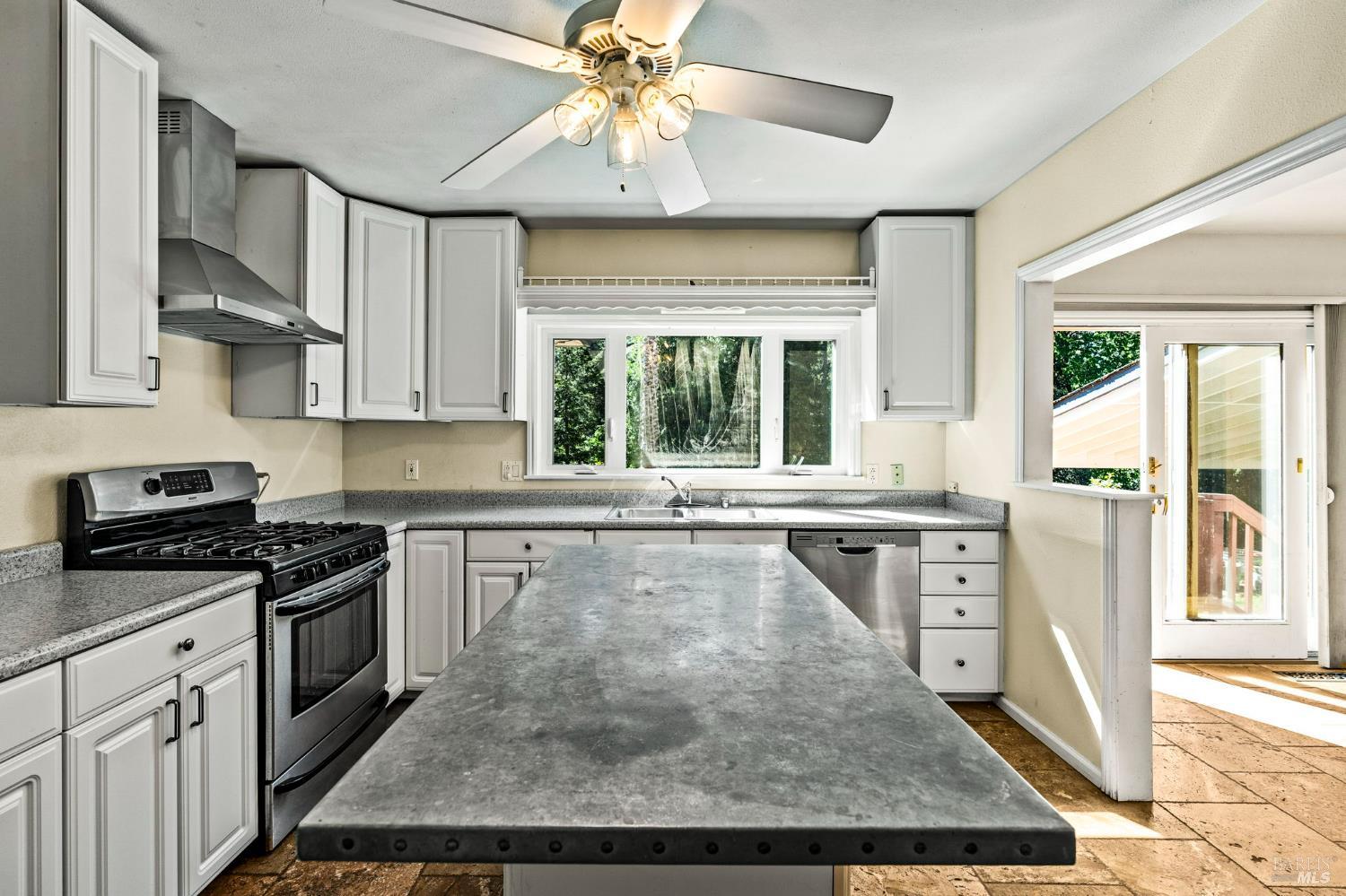 11 Lukens Place Angwin, CA 94508 - Photo 30 of 71