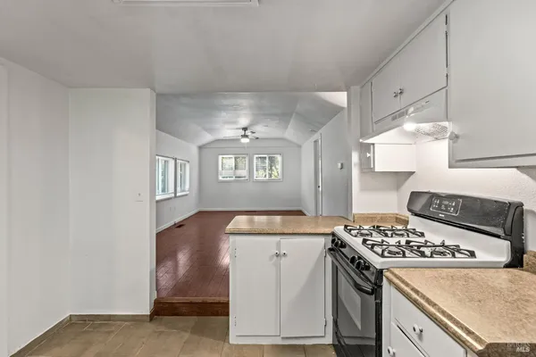 $1,195,000 | 11 Lukens Place, Angwin, CA 94508