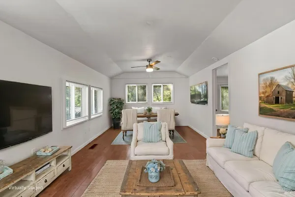 $1,395,000 | 11 Lukens Place, Angwin, CA 94508