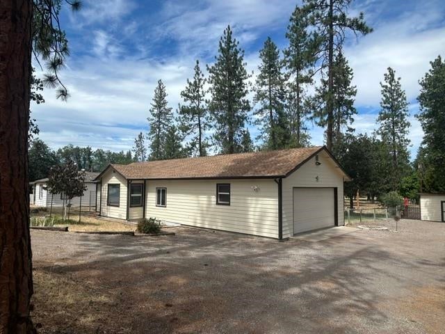 808 Dewitt Park Road Yreka, CA 96097 - Photo 3 of 19 Gallery Image 3