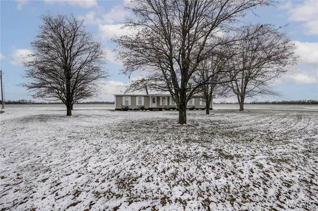 $249,000 | 61 Merrillian Lane, East Prairie, MO 63845