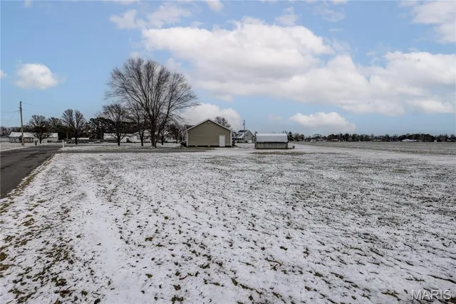 $249,000 | 61 Merrillian Lane, East Prairie, MO 63845