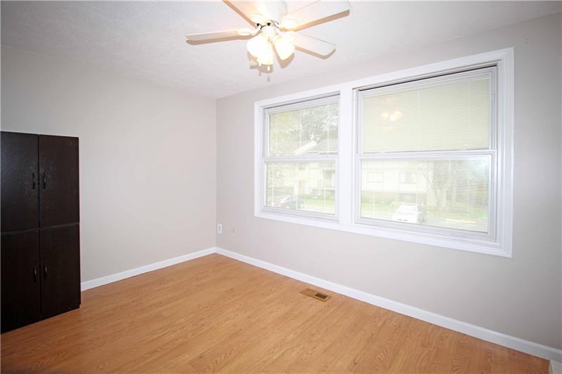 524 Hunters Path Road Bridgeville, PA 15017 - Photo 6 of 21 Gallery Image 6