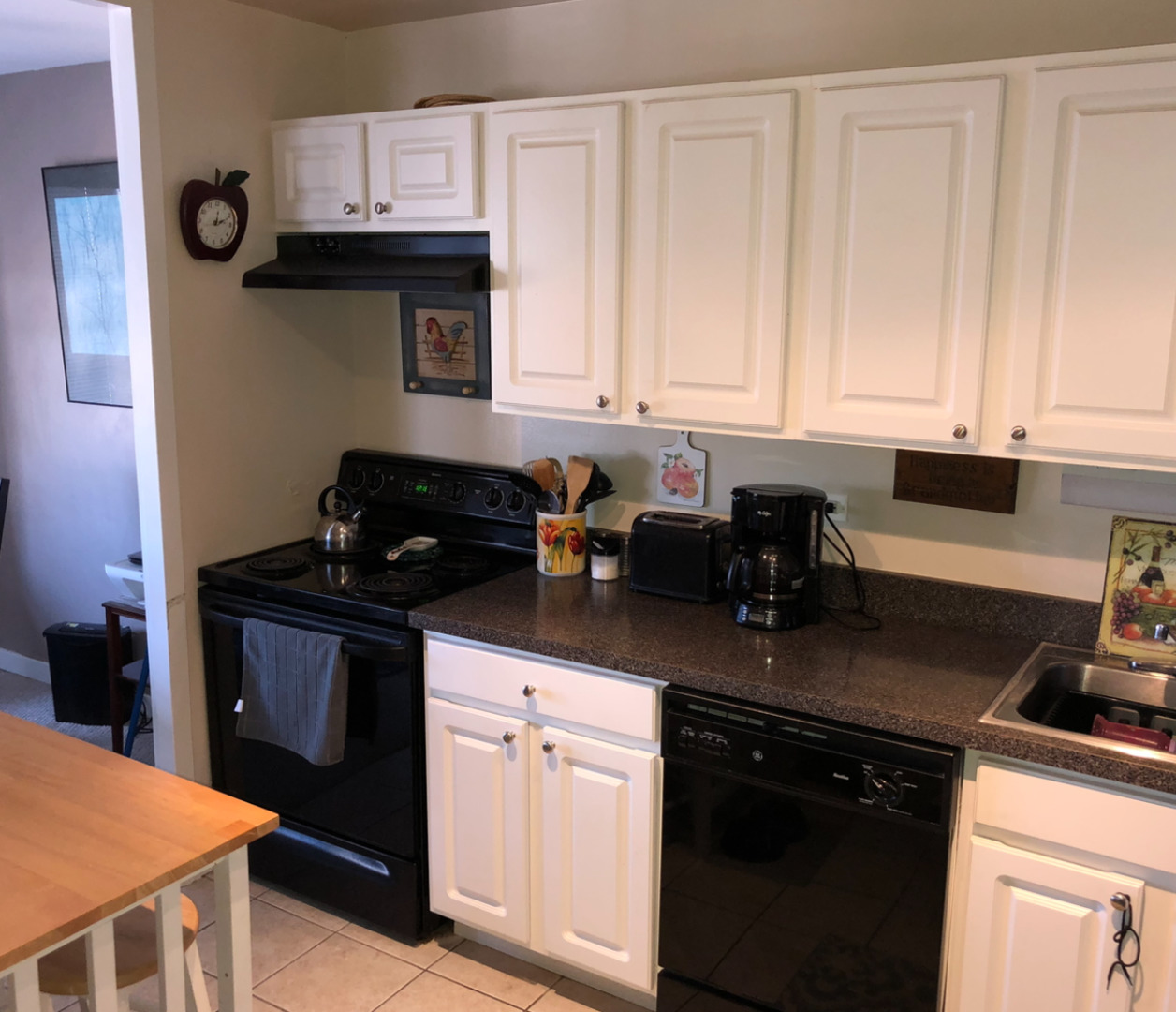 655 West Irving Park Road, Unit 510 Chicago, IL 60613 - Photo 3 of 9 Gallery Image 3