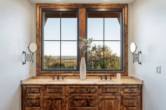 a view of an outdoor space with seating area