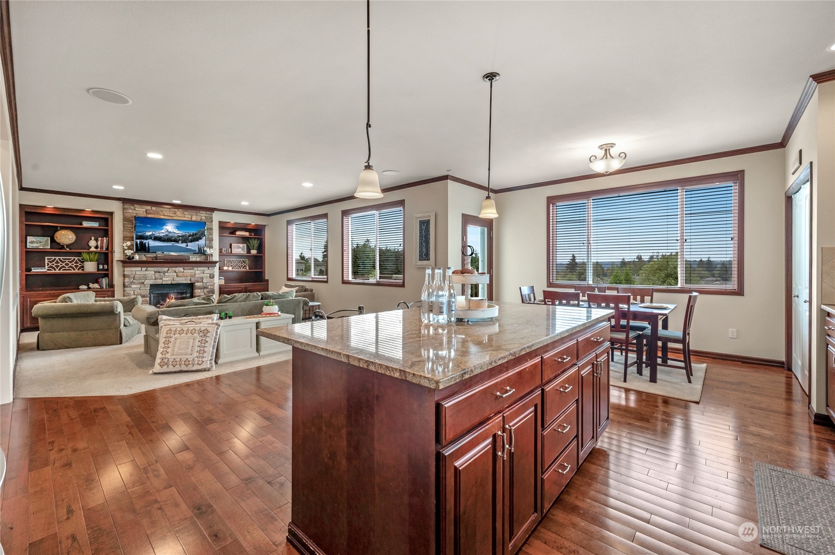 21926 43rd Drive Southeast Bothell, WA 98021 - Photo 8 of 38