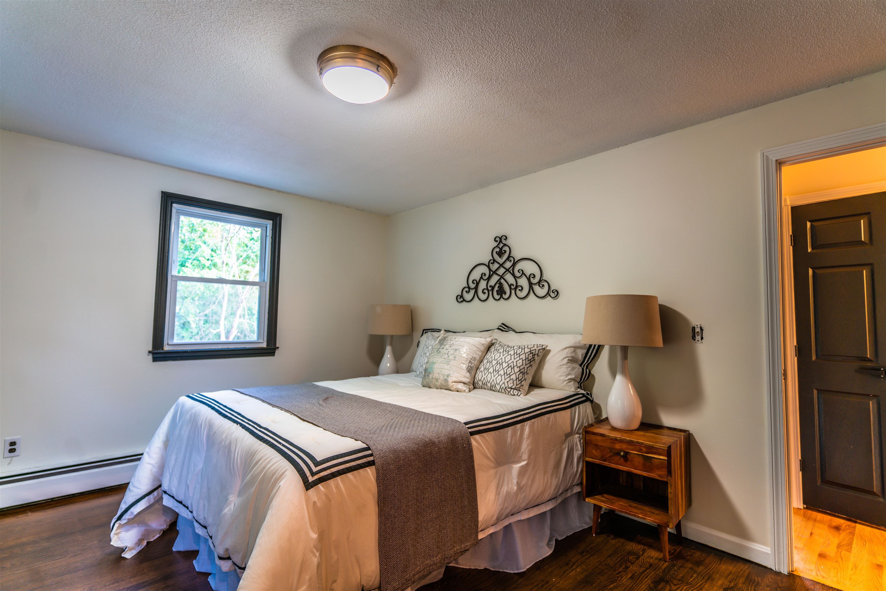 56 Nashua Road Pelham, NH 03076 - Photo 21 of 36