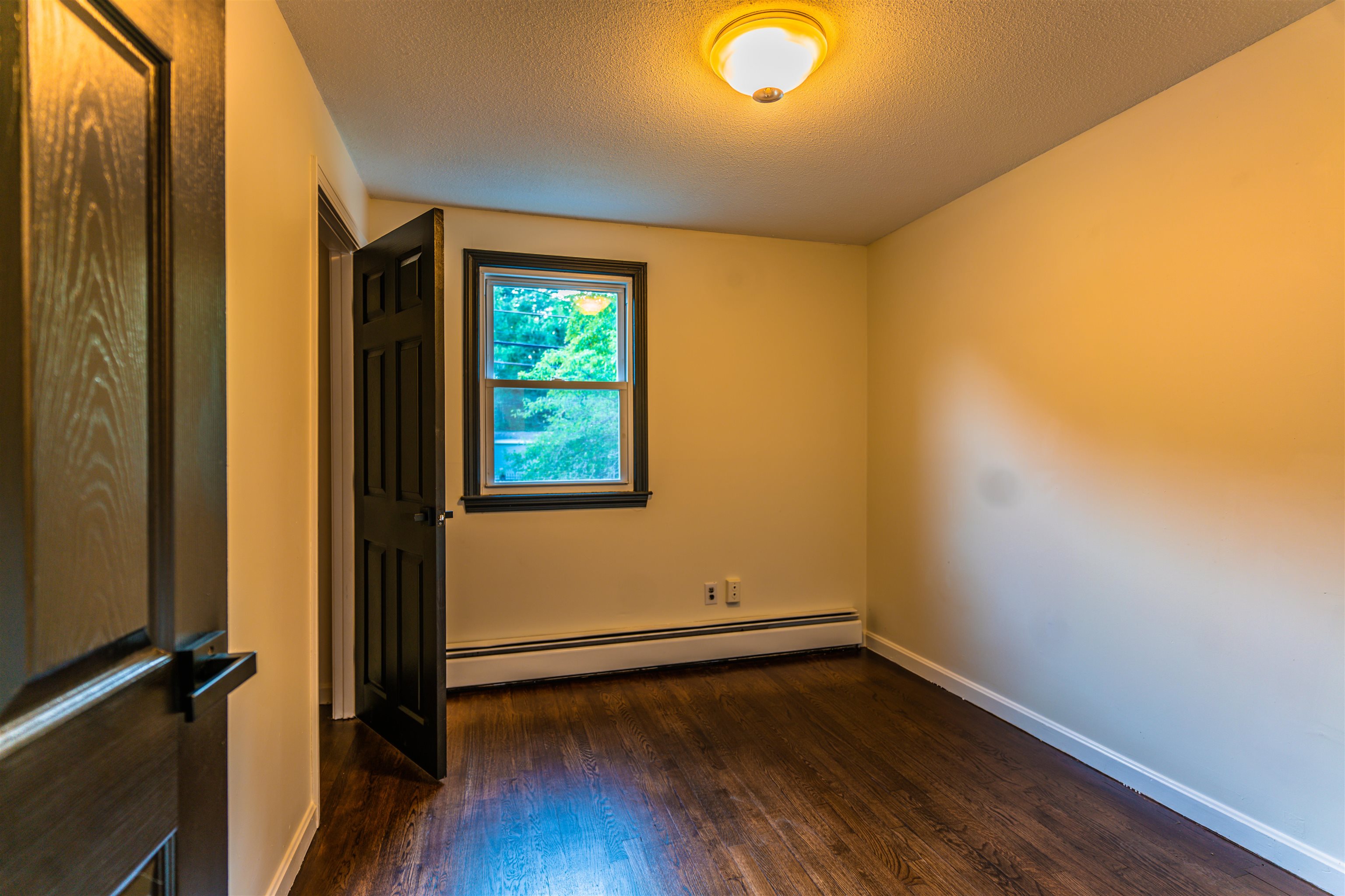 56 Nashua Road Pelham, NH 03076 - Photo 22 of 36