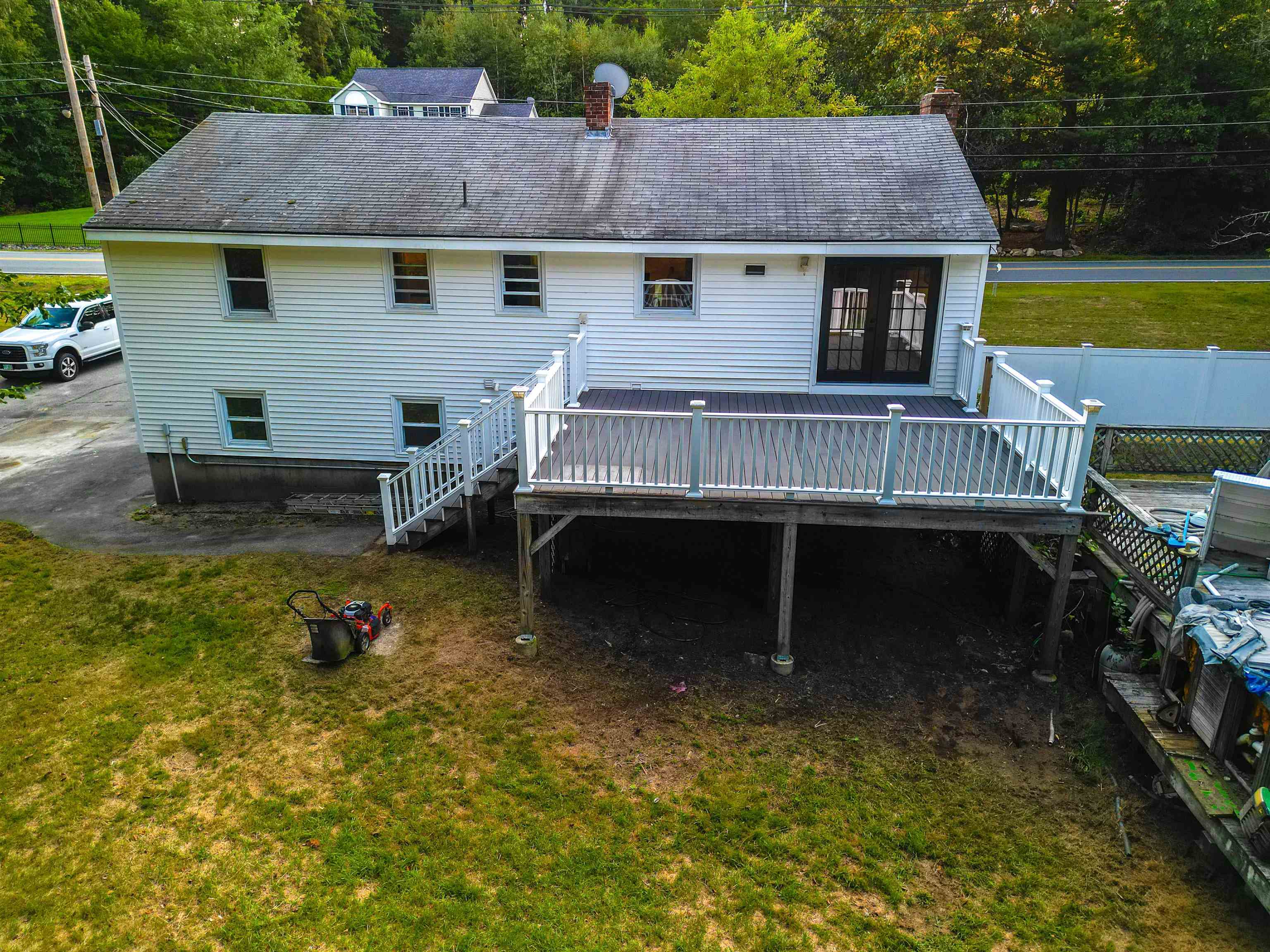 56 Nashua Road Pelham, NH 03076 - Photo 7 of 36