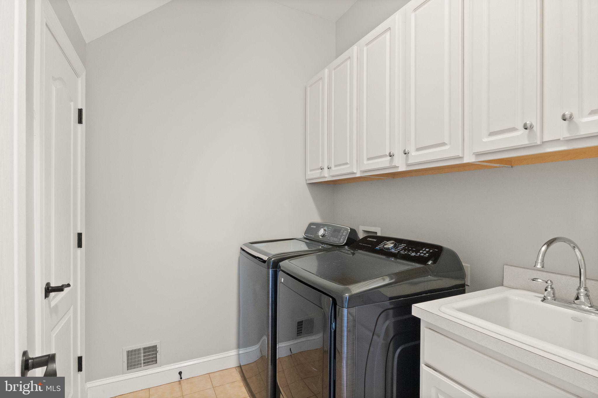 12300 Castle Branch Road Fairfax, VA 22030 - Photo 30 of 87