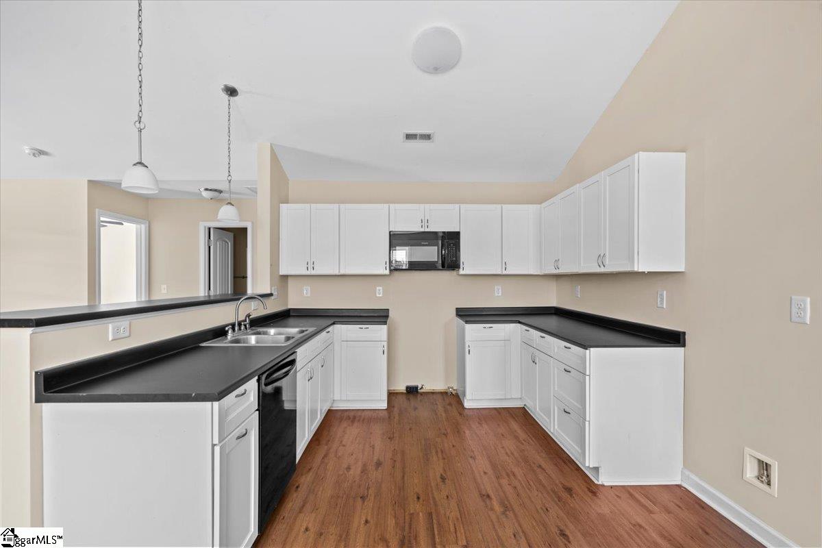 108 Anderson Street Greer, SC 29650 - Photo 9 of 28 Gallery Image 9
