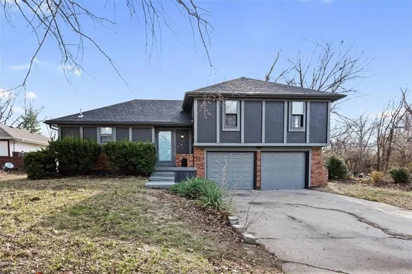 $270,000 | 8401 Sterling Avenue, Raytown, MO 64138