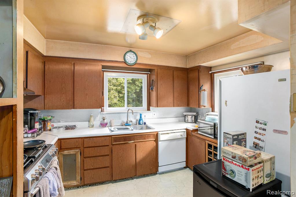 1340 County Farm Road Howell, MI 48843 - Photo 10 of 32 Gallery Image 10