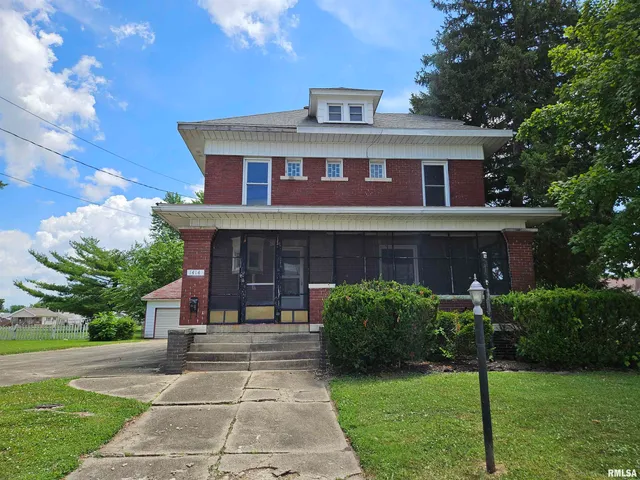 $113,000 | 1414 12th Street, Lawrenceville, IL 62439