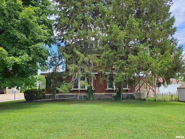 $113,000 | 1414 12th Street, Lawrenceville, IL 62439