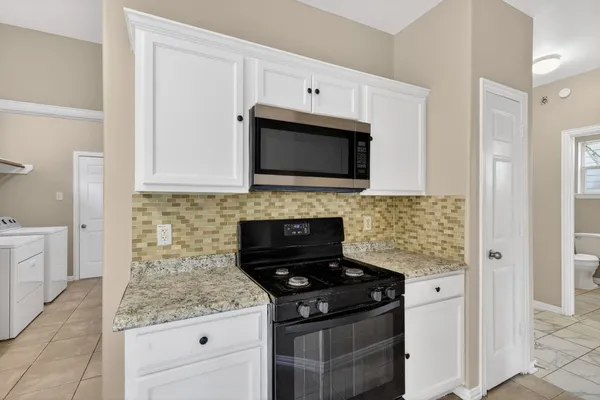 $2,150 | 3215 Sapphire Star Drive, Houston, TX 77082