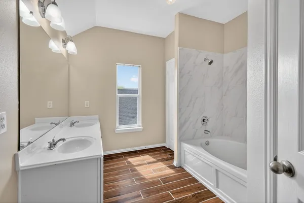 $2,150 | 3215 Sapphire Star Drive, Houston, TX 77082