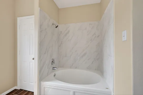 $2,150 | 3215 Sapphire Star Drive, Houston, TX 77082