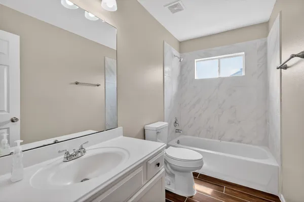 $2,150 | 3215 Sapphire Star Drive, Houston, TX 77082