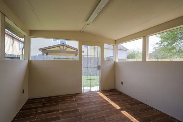 $2,150 | 3215 Sapphire Star Drive, Houston, TX 77082