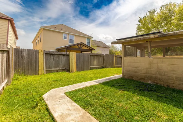 $2,150 | 3215 Sapphire Star Drive, Houston, TX 77082