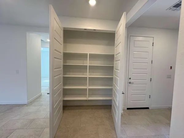$2,400 | 4738 East Kenneth Lane, San Tan Valley, AZ 85143