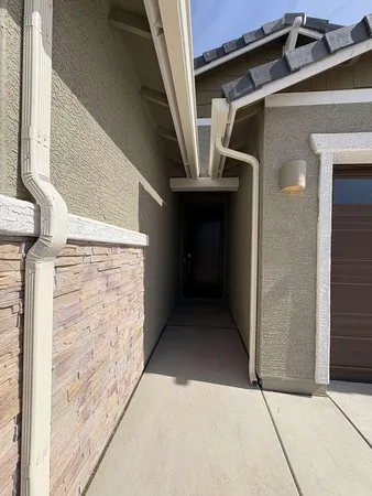 $2,400 | 4738 East Kenneth Lane, San Tan Valley, AZ 85143