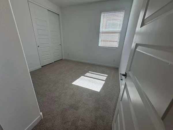 $2,400 | 4738 East Kenneth Lane, San Tan Valley, AZ 85143