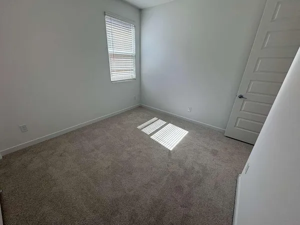 $2,400 | 4738 East Kenneth Lane, San Tan Valley, AZ 85143