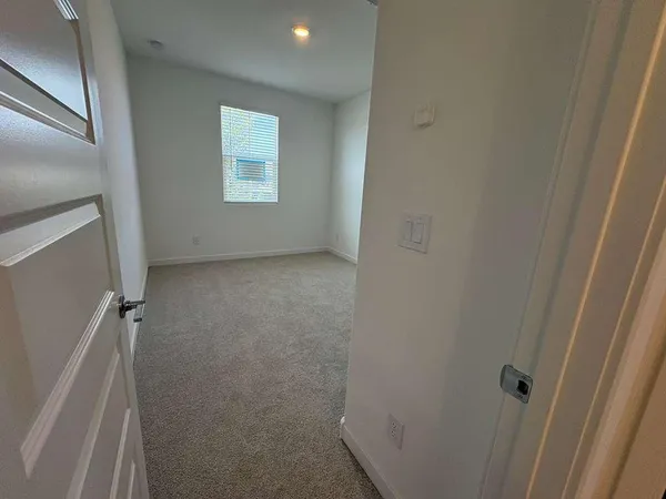 $2,400 | 4738 East Kenneth Lane, San Tan Valley, AZ 85143