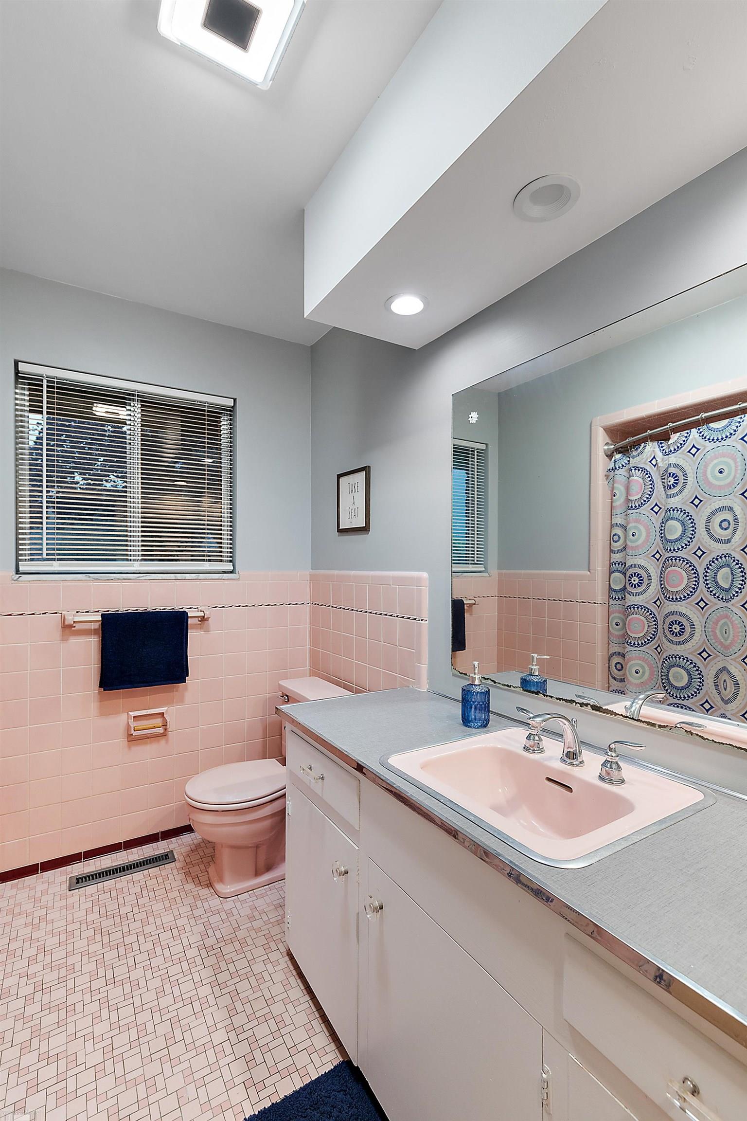 426 Barclay Road Grosse Pointe Farms, MI 48236 - Photo 21 of 38