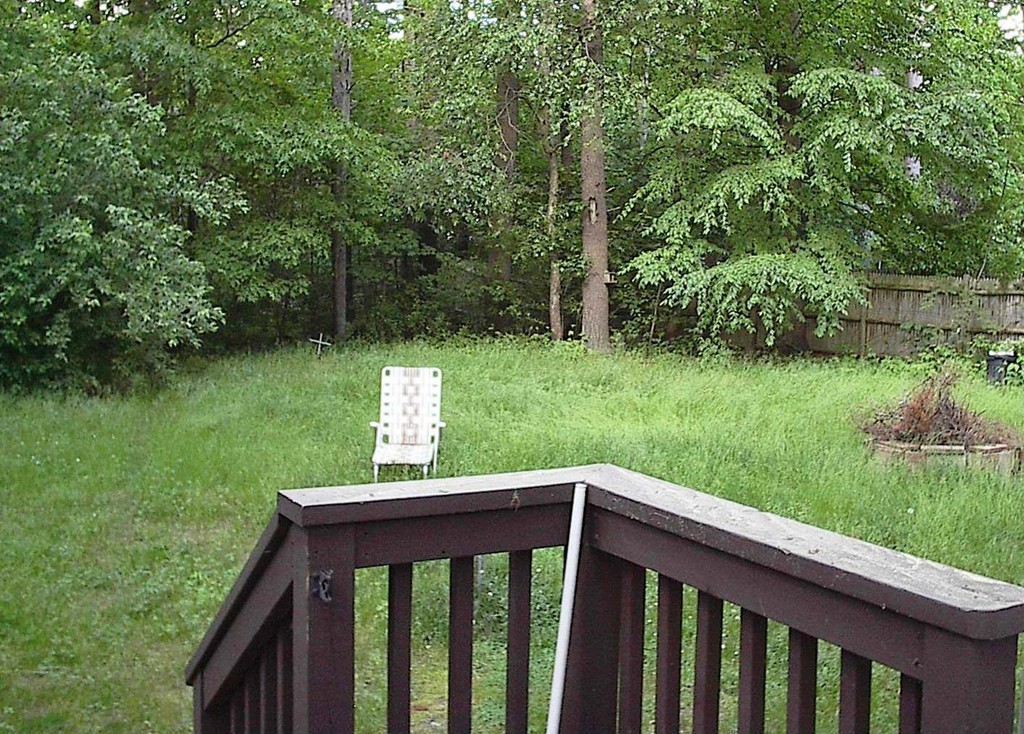 27 Chestnut Road Halifax, MA 02338 - Photo 4 of 5 Gallery Image 4