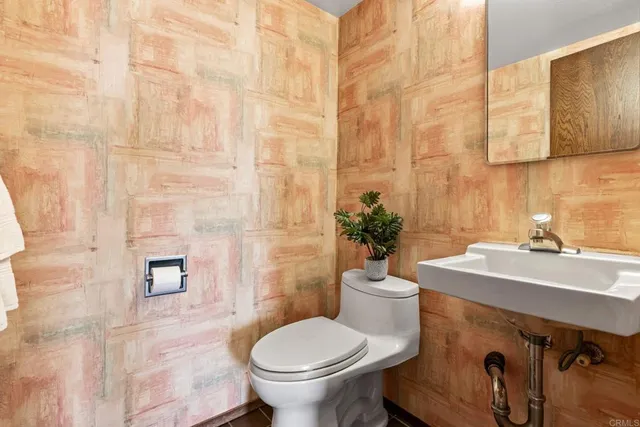 $3,495,000 | 6960 Via Estrada, La Jolla, CA 92037