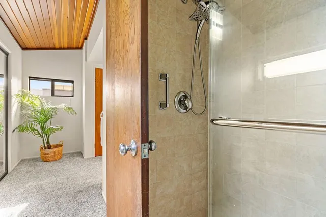 $3,495,000 | 6960 Via Estrada, La Jolla, CA 92037