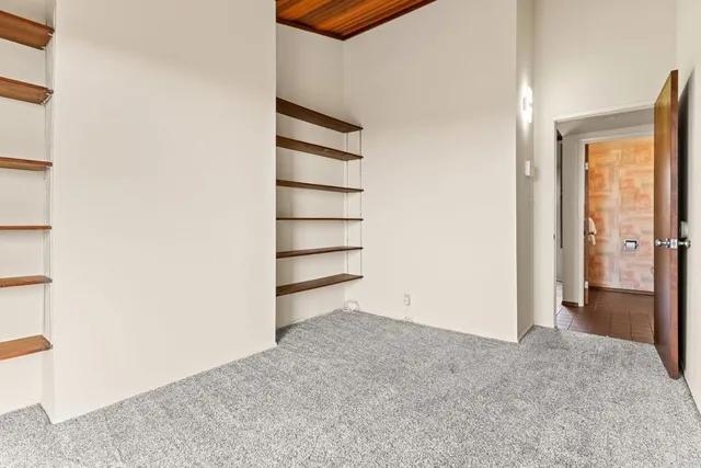 $3,495,000 | 6960 Via Estrada, La Jolla, CA 92037