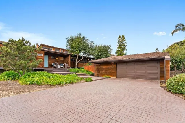 $3,495,000 | 6960 Via Estrada, La Jolla, CA 92037