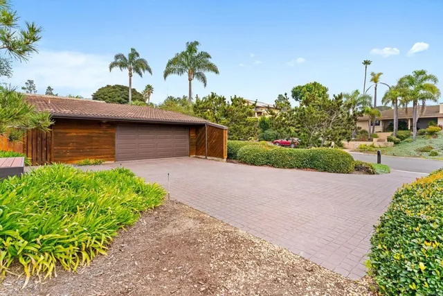 $3,495,000 | 6960 Via Estrada, La Jolla, CA 92037