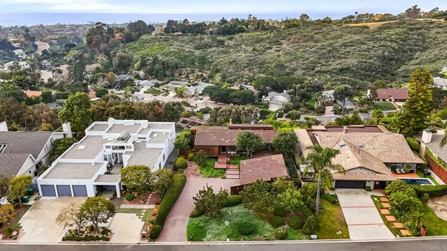 $3,495,000 | 6960 Via Estrada, La Jolla, CA 92037