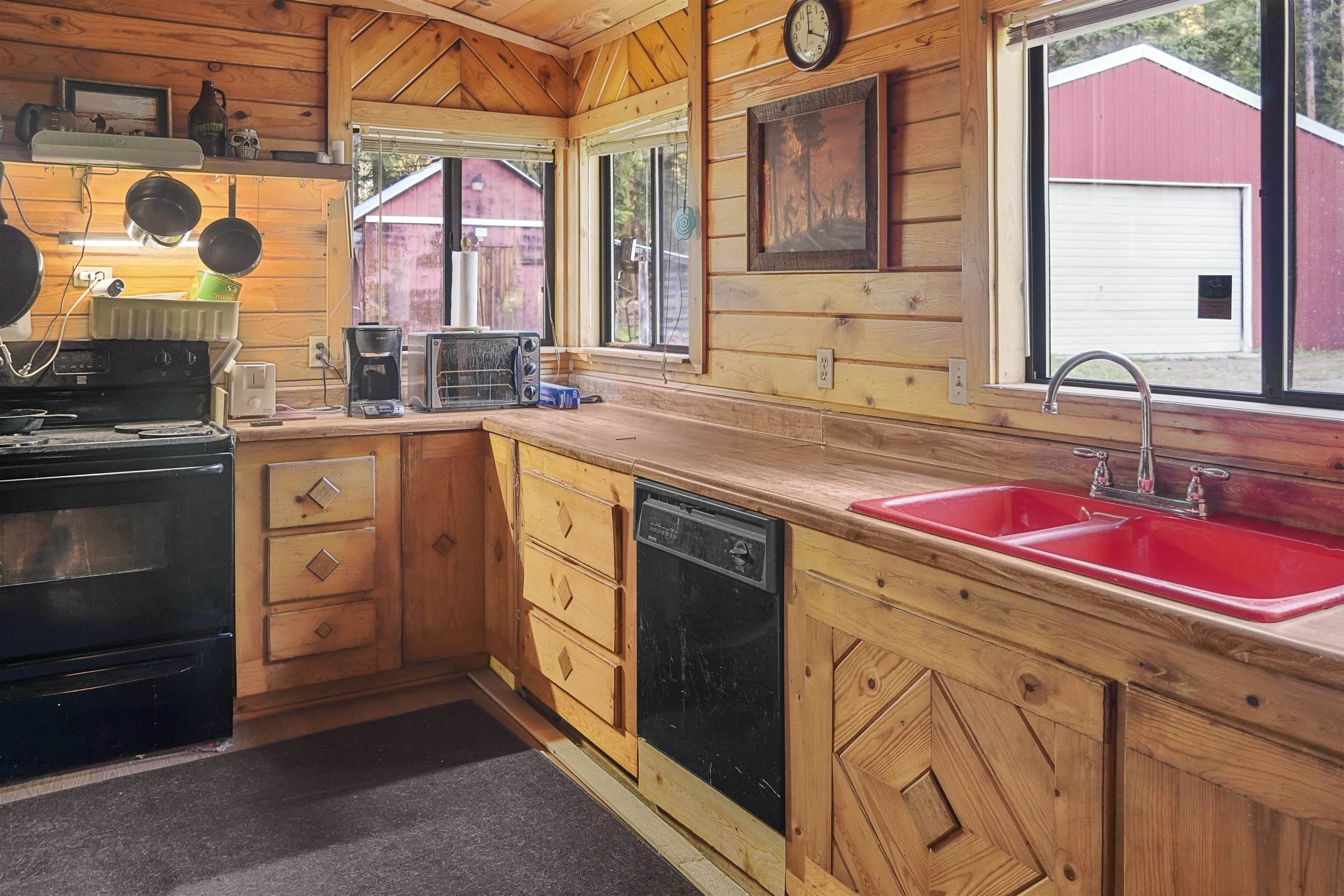 2266 Aladdin Road Colville, WA 99114 - Photo 3 of 49 Gallery Image 3