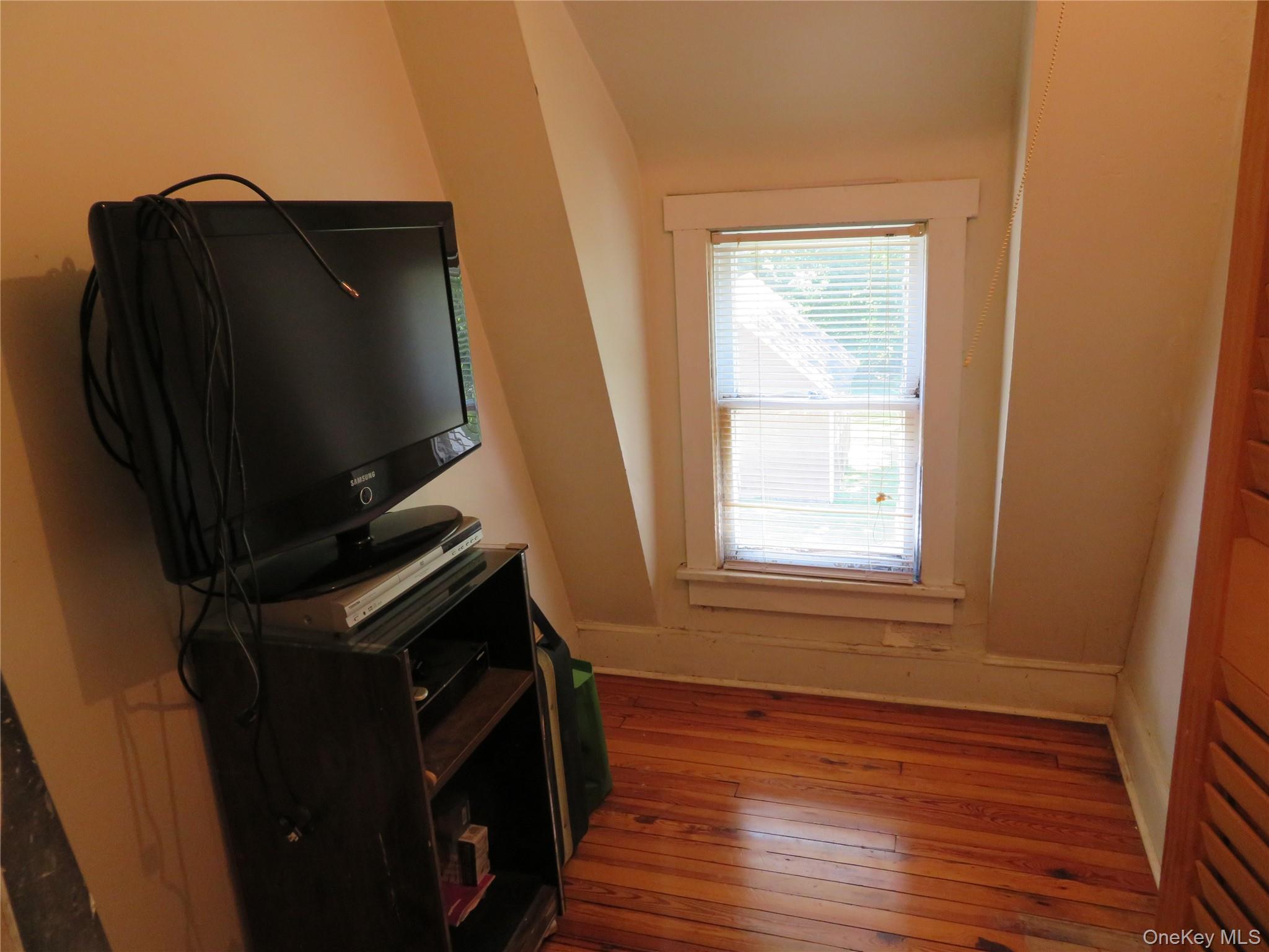 22 State Street Spring Valley, NY 10977 - Photo 13 of 32